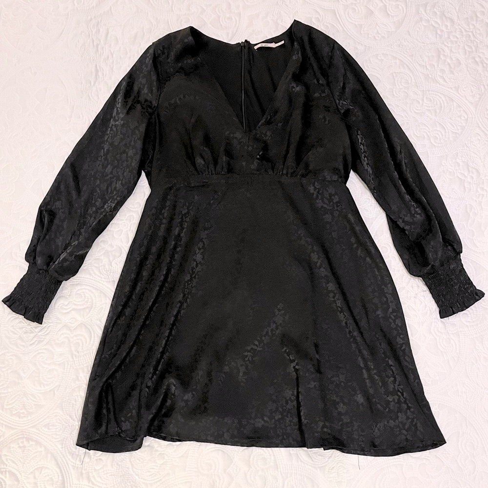 Francesca’s Black Satin Embossed Floral Pattern Dress